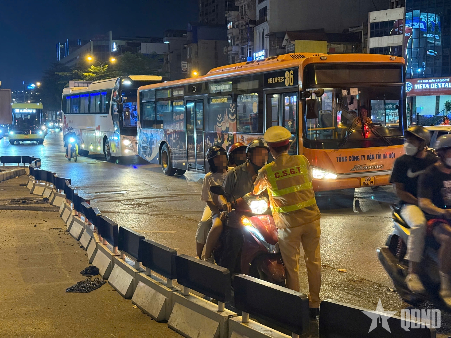 Công an TP Hà Nội tăng cường xử lý vi phạm về nồng độ cồn